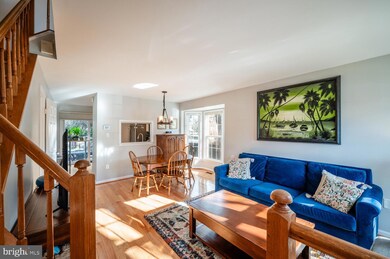 6310 Chimney Wood Ct, Alexandria, VA 22306 - photo 4