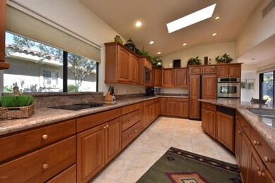 Entertainers Dream-Ample Storage
