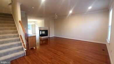 561 Odendhal Ave, Gaithersburg, MD 20877 - photo 3