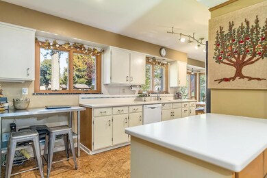 Bright kitchen