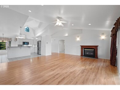 2820 36th Ave, Longview, WA 98632 - photo 3