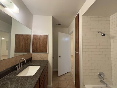 1804 W Avenue H unit D, Temple, TX 76504 - photo 6