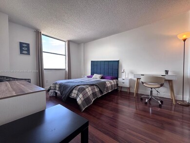 Greenwich Condominiums unit A1014, North Miami, FL 33161 - photo 2