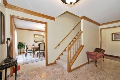 1834 Cranshire Ln, Naperville, IL 60565 - photo 2