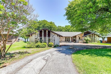 11334 Stanfield Dr, Azle, TX 76020 - photo 4