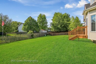 305 White Pines Ln, Oswego, IL 60543 - photo 4