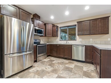 6730 NE Elm St, Hillsboro, OR 97124 - photo 2