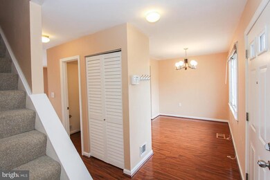 17719 Lochness Cir, Olney, MD 20832 - photo 4