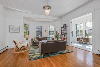 176 Vaughan St._W5_007