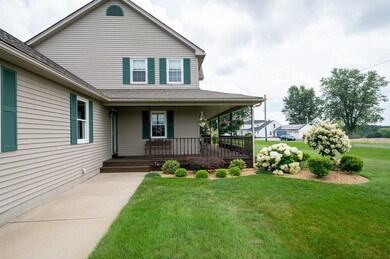 16 Bates Rd, Dudley, MA 01571 - photo 4