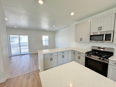 1692 N 1600 W, Layton, UT 84041 - photo 7