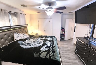 Master bedroom with king size bed!