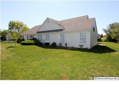 2400 Crisfield Cir, Toms River, NJ 08755 - photo 3