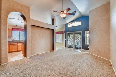 1153 N Robins Way Chandler AZ-small-002-