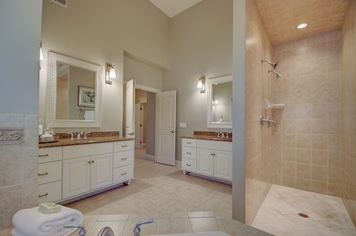 412 S Wright St, Naperville, IL 60540 - photo 7