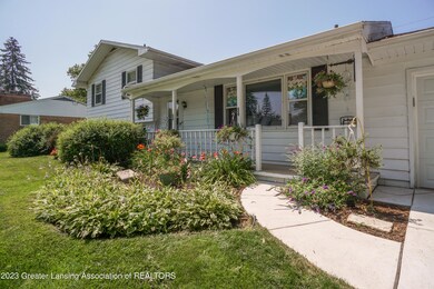 1433 Maycroft Rd, Lansing, MI 48917 - photo 3