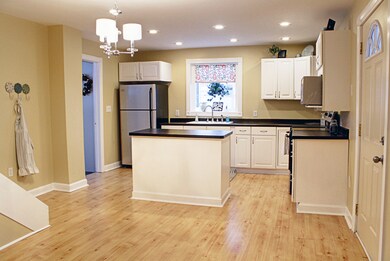 Kitchen 1