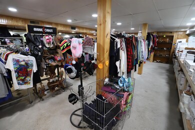 24 Main St - Liquidation Station