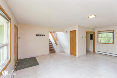 Front Entry to Upstairs