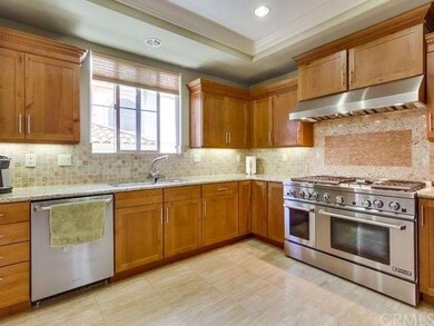 Kitchen pic 2