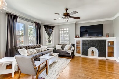 5337 W Fletcher St, Chicago, IL 60641 - photo 4