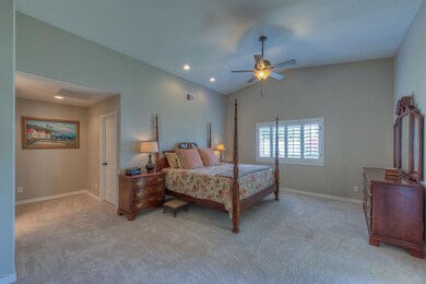 005_Master Bedroom