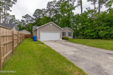 300 Parkwood Dr, Jacksonville, NC 28546 - photo 6