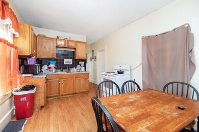 23 Wilbraham Ave, Springfield, MA 01109 - photo 5