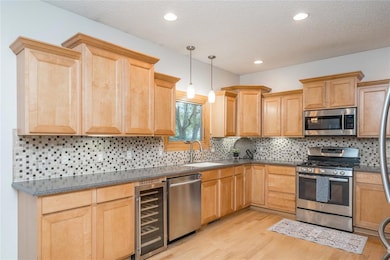 3904 153rd St, Urbandale, IA 50323 - photo 6