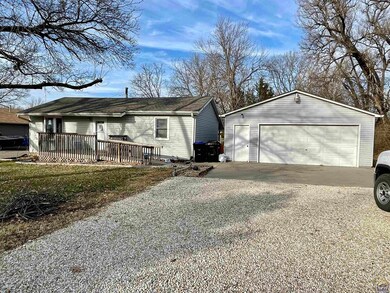 1806 SW 33rd St, Topeka, KS 66611 - photo 3