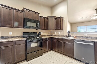 9165 S 254th East Ave, Broken Arrow, OK 74014 - photo 5