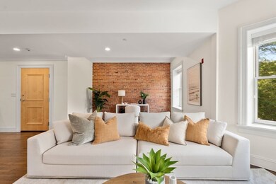 1471 Beacon St unit 7, Brookline, MA 02446 - photo 2