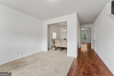 3130 Rex Ridge Cir, Rex, GA 30273 - photo 5