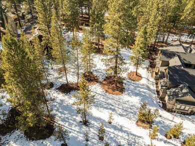 56383 Fireglass Loop unit 199, Bend, OR 97707 - photo 2