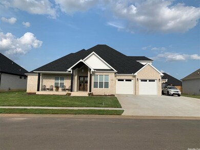 1680 Lainey Dr, Conway, AR 72034 - photo 2