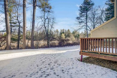 75 Bartemus Trail unit U467, Nashua, NH 03063 - photo 3