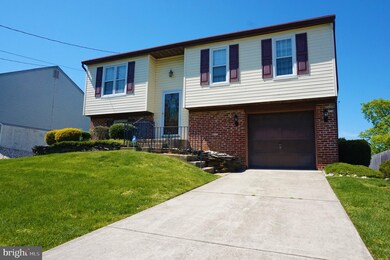 7881 Wyndam Rd, Pennsauken, NJ 08109 - photo 2