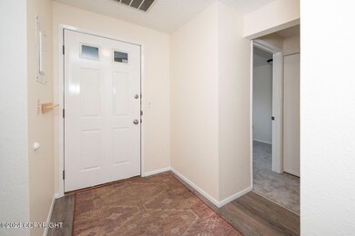 10225 Jamestown Dr unit E408, Anchorage, AK 99507 - photo 6