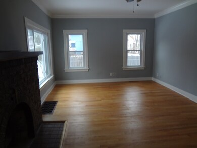 37 Julian Ave, Elgin, IL 60120 - photo 5