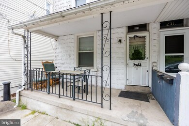 229 S Main St, Spring City, PA 19475 - photo 4