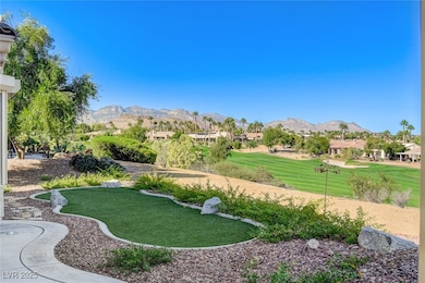 MOUNTAIN, GOLF COURSE, STRIP & CITY VIEWS
