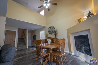 7309 SW 23rd St, Topeka, KS 66614 - photo 3