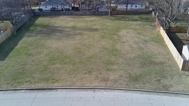 2721 S Timbercreek Ave, Springfield, MO 65807 - photo 2