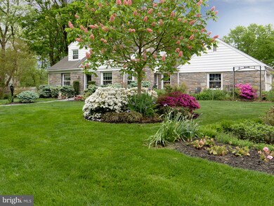 306 Henry Ln, Wallingford, PA 19086 - photo 3