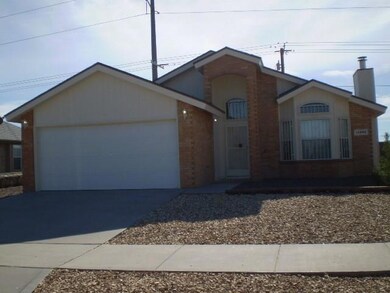 14000 Lago Grande Dr, Horizon City, TX 79928 - photo 3