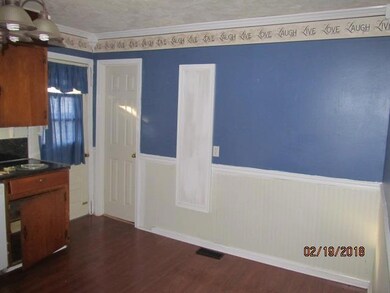 1202 Walker St, Shelbyville, TN 37160 - photo 3