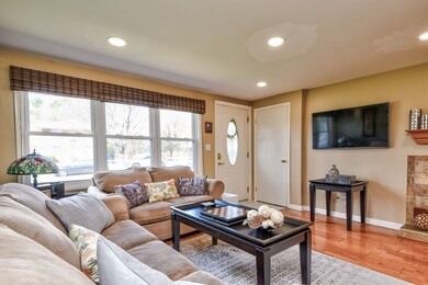 40 Brook St, Framingham, MA 01701 - photo 2