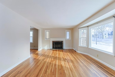 113 E Tasher St, South Bend, IN 46614 - photo 3