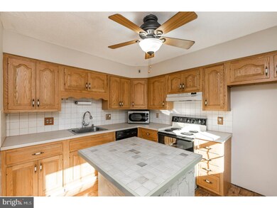 41 S 4th St, Souderton, PA 18964 - photo 7