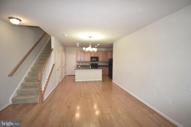 3067 Rittenhouse Cir unit 63, Fairfax, VA 22031 - photo 4